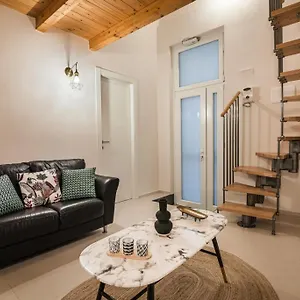 https://san-berillo-home.catania-hotels.net